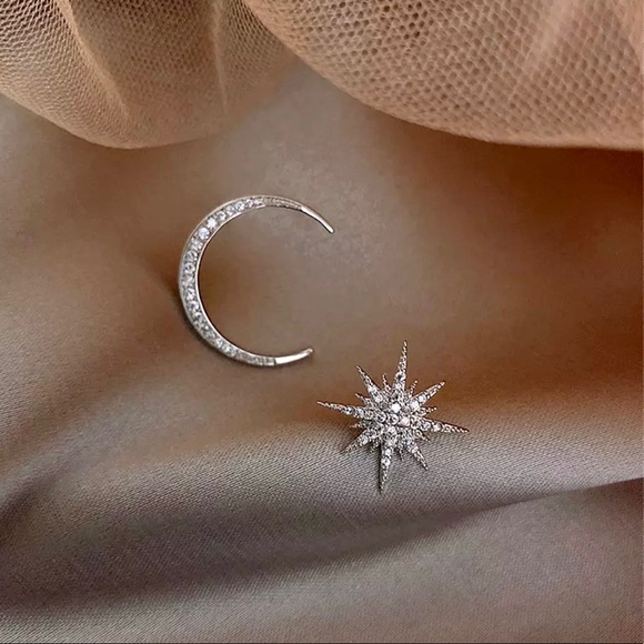 Jewelry - Silver Moon & Star Earrings